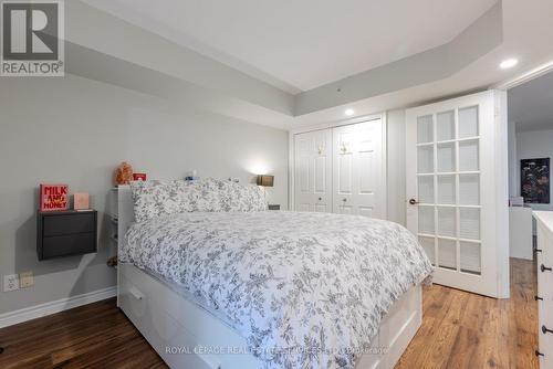 107 - 4013 Kilmer Drive, Burlington, ON - Indoor Photo Showing Bedroom