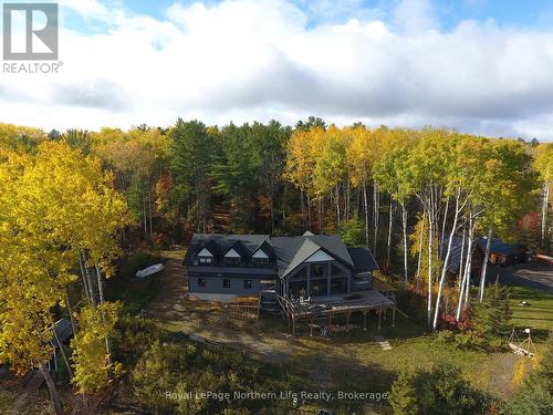 429 Fox Run Drive, Temagami, ON - Outdoor