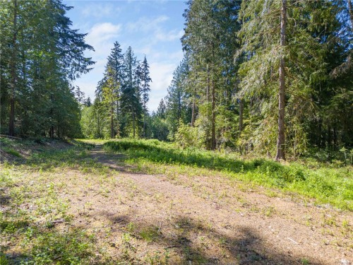 660 Fulmar Rd, Qualicum Beach, BC 