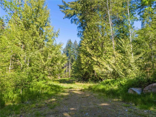 660 Fulmar Rd, Qualicum Beach, BC 