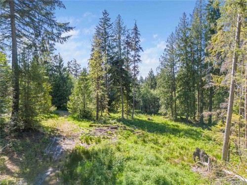 660 Fulmar Rd, Qualicum Beach, BC 