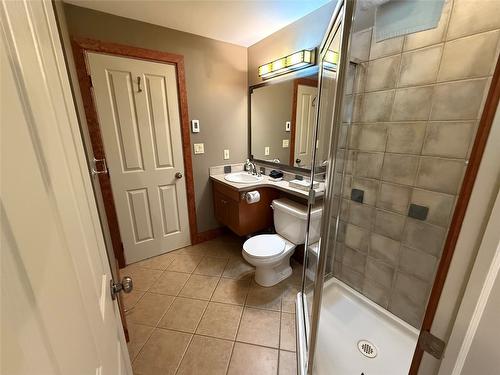 534-4559 Timberline Crescent, Fernie, BC - Indoor Photo Showing Bathroom