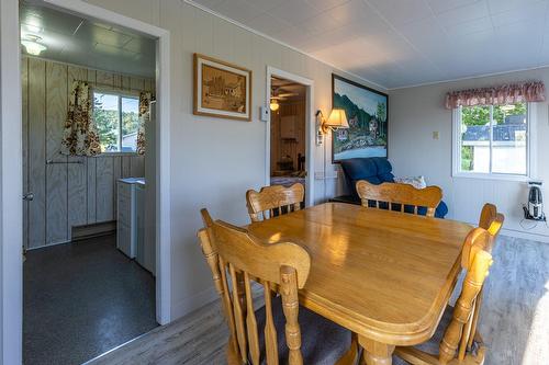 Salle à manger - 49 Rue Des Chalets, Portneuf, QC - Indoor Photo Showing Dining Room