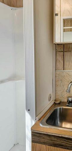 Salle de bains - 49 Rue Des Chalets, Portneuf, QC - Indoor Photo Showing Kitchen