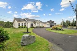 19 Quarry Road  Torbay, NL A1K 1A3