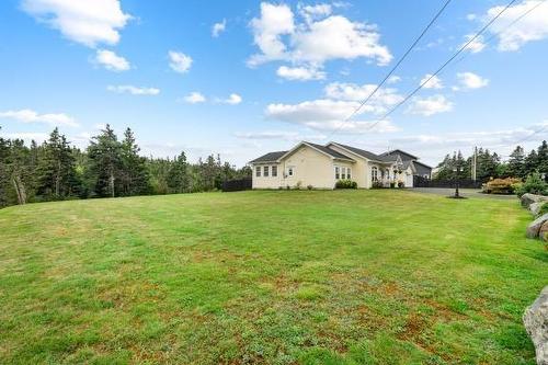 19 Quarry Road, Torbay, NL 