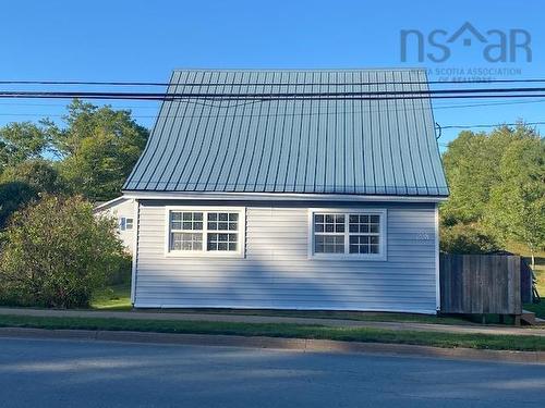 208 Kitchener Street, Stewiacke, NS 