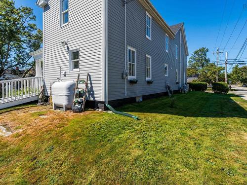 15 Brunswick Street, Yarmouth, NS 