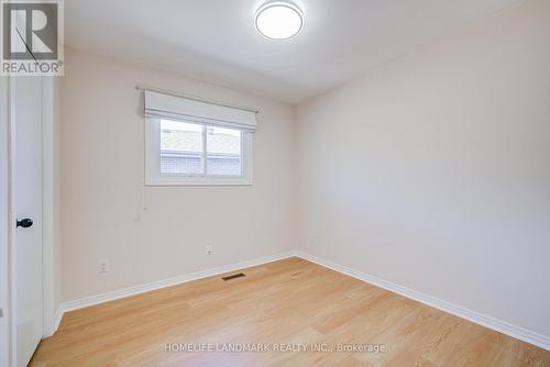 319 Hillside Drive, Mississauga, ON - Indoor Photo Showing Other Room