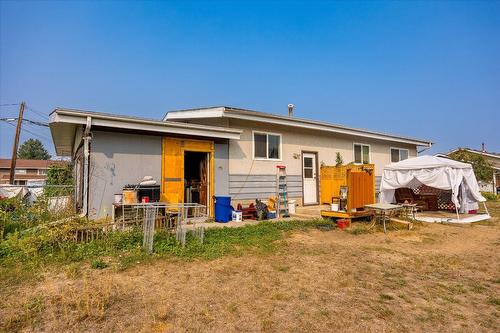 155 Langford Road, Kelowna, BC - Outdoor