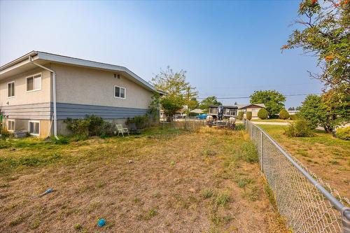 155 Langford Road, Kelowna, BC - Outdoor