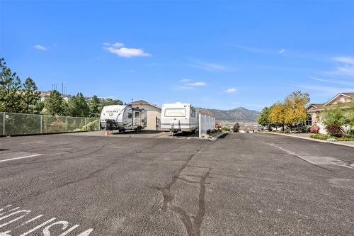31-1575 Springhill Drive, Kamloops, BC - Outdoor