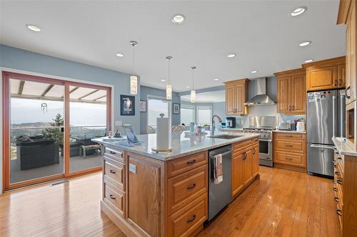 3285 Sundance Drive, West Kelowna, BC - Indoor Photo Showing Kitchen With Stainless Steel Kitchen