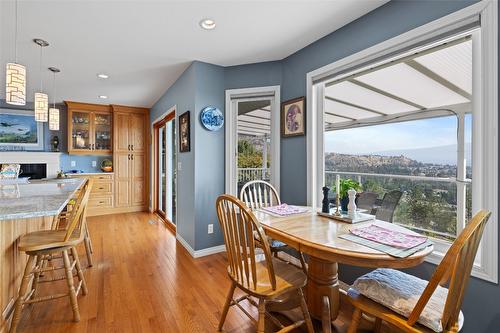 3285 Sundance Drive, West Kelowna, BC - Indoor Photo Showing Dining Room