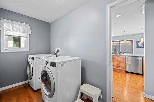 3285 Sundance Drive, West Kelowna, BC - Indoor Photo Showing Laundry Room