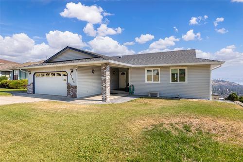 3285 Sundance Drive, West Kelowna, BC - Outdoor