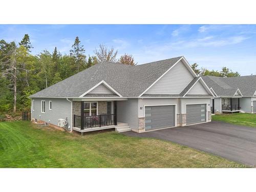 82 Rosebank CRES  Riverview, NB E1E 0R6