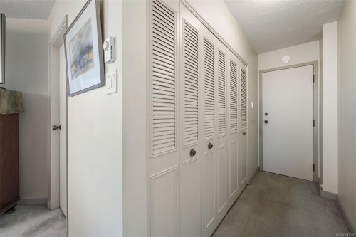 605-1234 Wharf St, Victoria, BC - Indoor Photo Showing Other Room