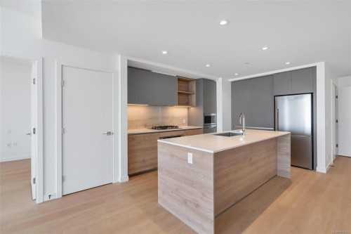 1208-363 Tyee Rd, Victoria, BC - Indoor Photo Showing Kitchen