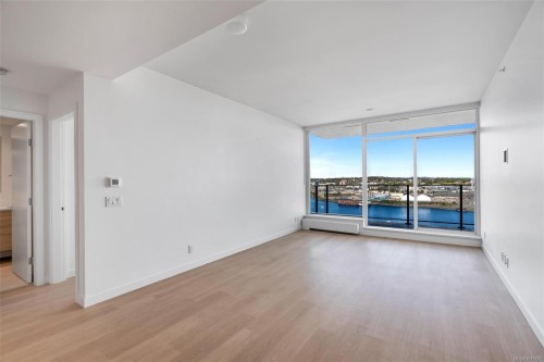 1208-363 Tyee Rd, Victoria, BC - Indoor Photo Showing Other Room