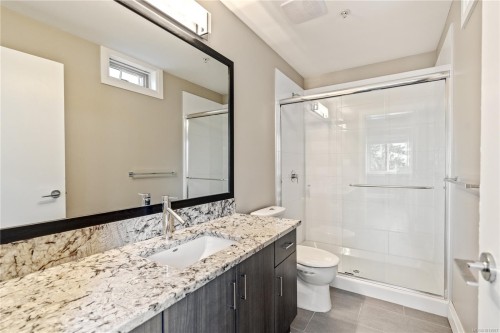 101-1145 Sikorsky Rd, Langford, BC - Indoor Photo Showing Bathroom