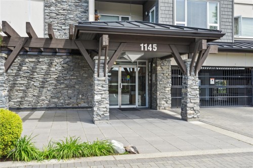 101-1145 Sikorsky Rd, Langford, BC - Outdoor
