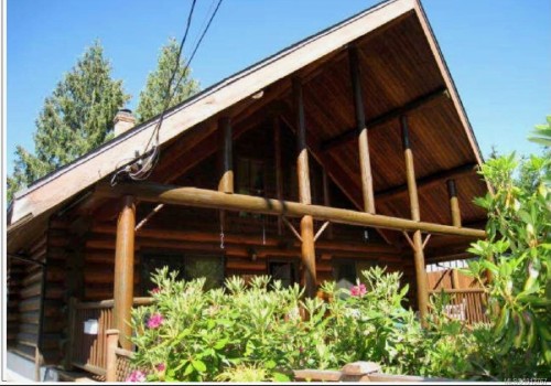 3337 Egremont Rd, Cumberland, BC 