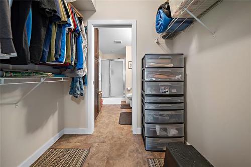 308-130 Creek Bend Rd, Winnipeg, MB 