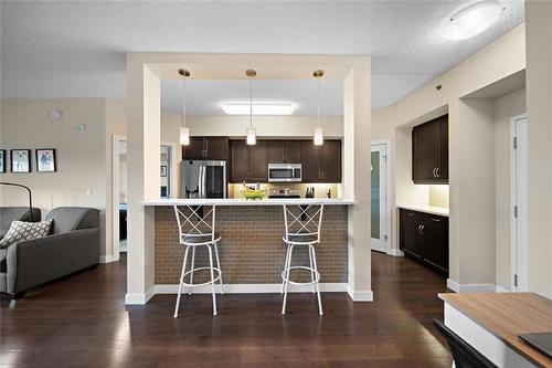 308-130 Creek Bend Rd, Winnipeg, MB 