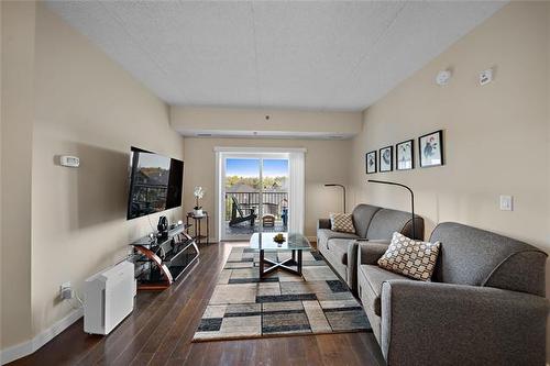 308-130 Creek Bend Rd, Winnipeg, MB 