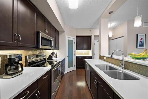 308-130 Creek Bend Rd, Winnipeg, MB 