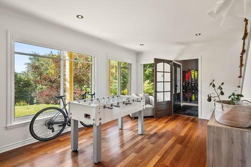 Family room - 201 Ch. De La Sablière, Sutton, QC - Indoor