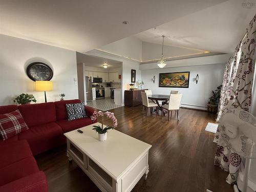 411 512 Parkland Drive, Halifax, NS 