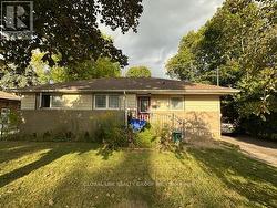 29 TORMORE DRIVE  Richmond Hill, ON L4C 3N3