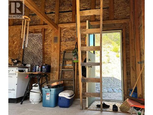 200 Lower Arrow Lake, Castlegar, BC 