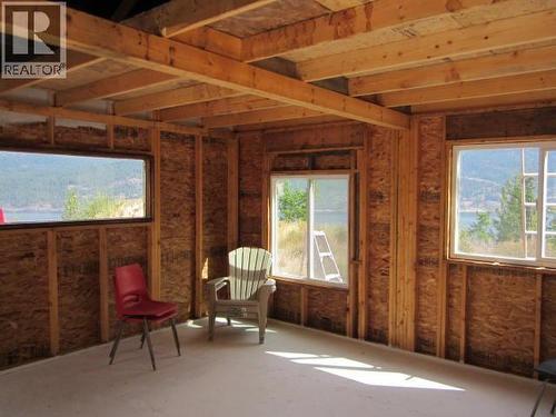 200 Lower Arrow Lake, Castlegar, BC 