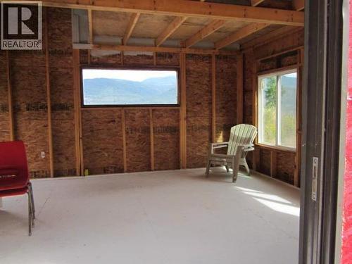 200 Lower Arrow Lake, Castlegar, BC 