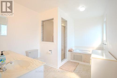 612 Chenier Way, Ottawa, ON - Indoor Photo Showing Bathroom