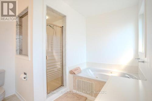 612 Chenier Way, Ottawa, ON - Indoor Photo Showing Bathroom