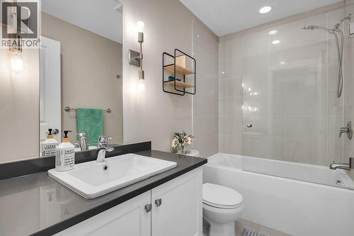 Upstairs 2nd bathroom - 2490 Tuscany Drive Unit# 24, West Kelowna, BC - Indoor Photo Showing Bathroom