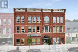 449 TALBOT STREET  St. Thomas, ON N5P 1C1