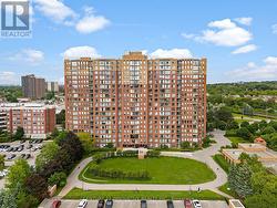 1808 - 330 MCCOWAN ROAD  Toronto, ON M1J 3N3