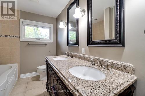 7079 Second Line W, Mississauga, ON - Indoor Photo Showing Bathroom