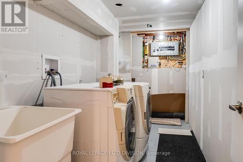 7079 Second Line W, Mississauga, ON - Indoor Photo Showing Laundry Room