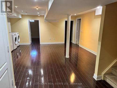 5077 Dubonet Drive, Mississauga, ON - Indoor