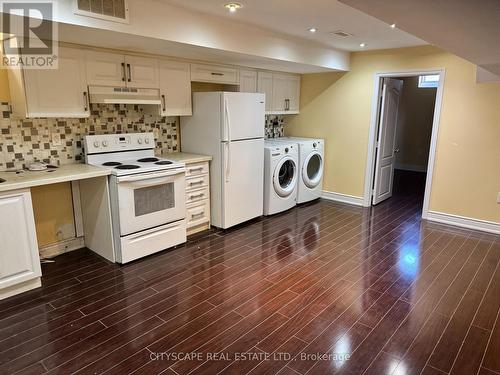 5077 Dubonet Drive, Mississauga, ON - Indoor