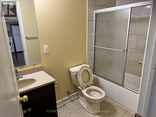 5077 Dubonet Drive, Mississauga, ON - Indoor Photo Showing Bathroom