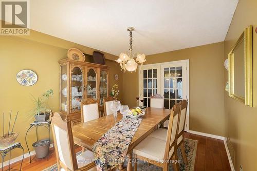 418 Chieftan Circle, Mississauga, ON - Indoor Photo Showing Dining Room