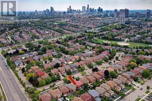 418 Chieftan Circle, Mississauga, ON - Outdoor With View