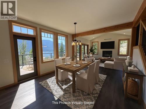 145 Lakeview Drive, Nelson, BC - Indoor With Fireplace